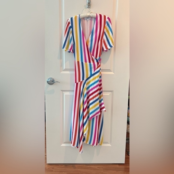 Color Me Courtney Taira Wrap Dress - Picture 2 of 14